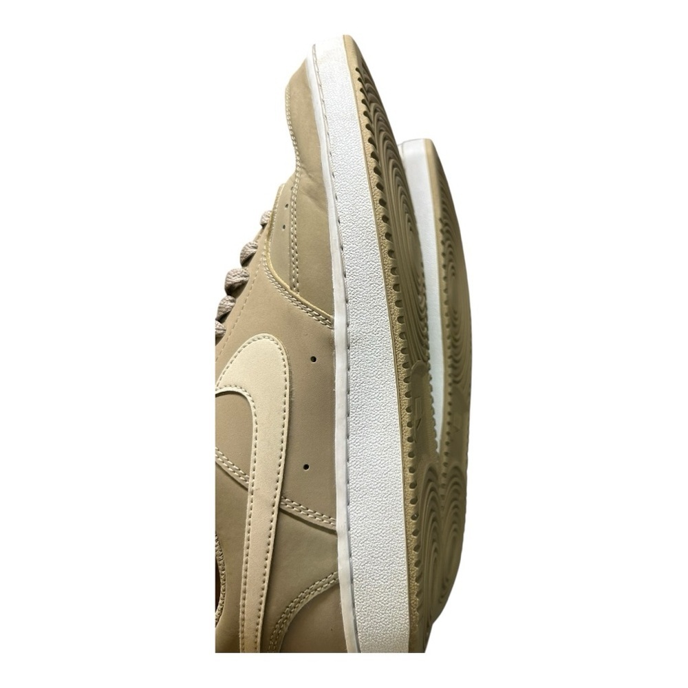 Nike Tan and White Sneakers Men’s size 7.5 (women size 9) - Picture 8 of 15